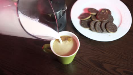 Milky-Coffee-on-Table