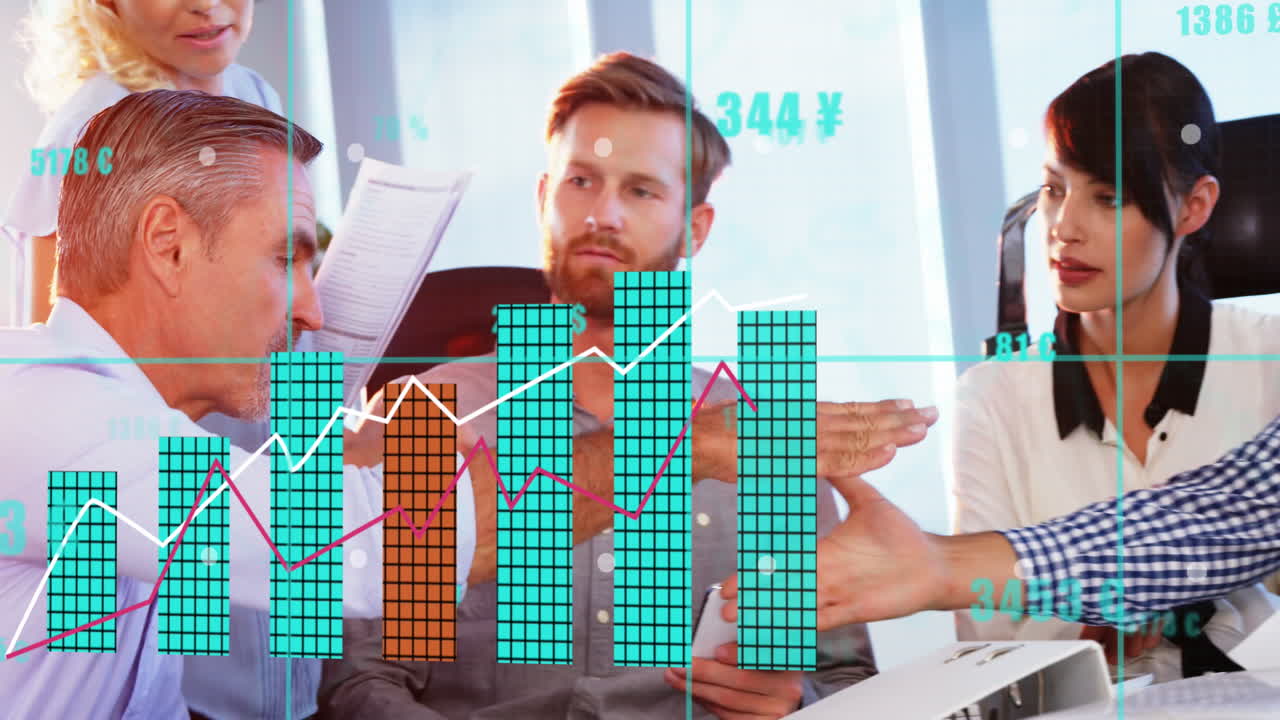 анимация обработки статистических данных против различных бизнесменов, пожимающих руки в офисе