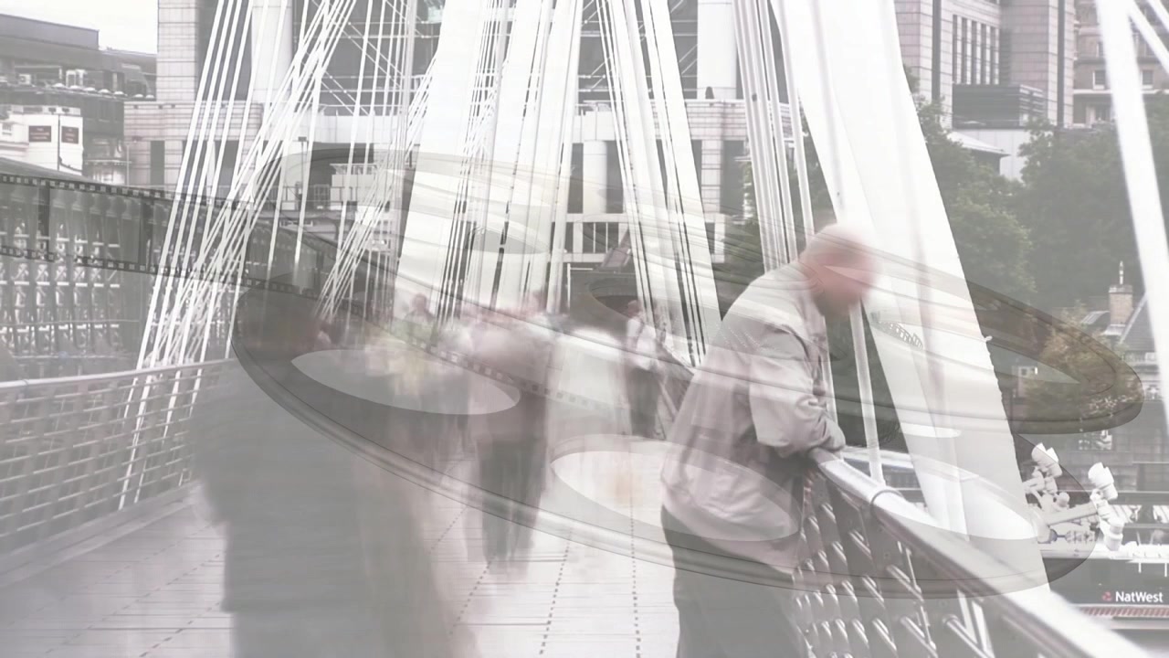 Long exposure starting, senior leaning rail blurred crowds sweeping dense then thin showing flow