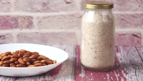 almond flour and almonds