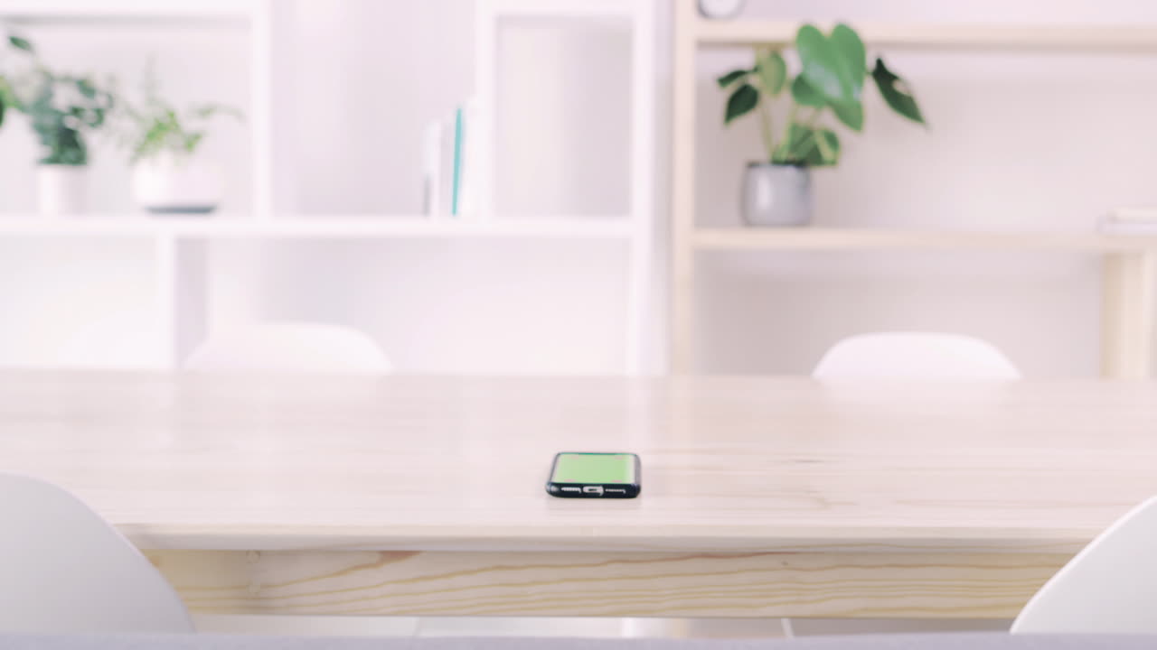 이 앱은 휴대폰에 생명을 불어넣습니다.