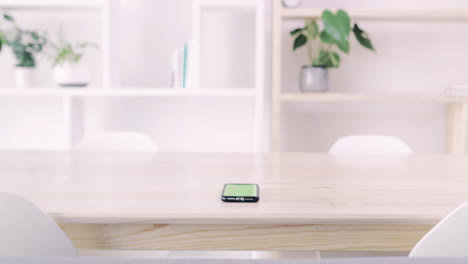 this app makes your phone spring to life