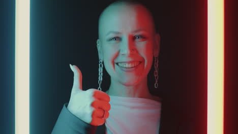 confident woman with a thumbs up