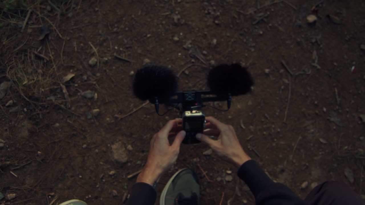 Setting up a microphone in the outdoors