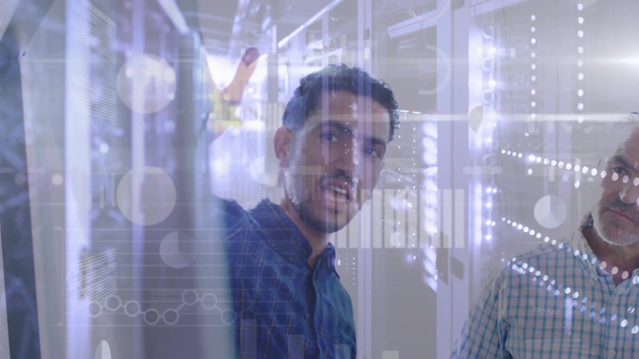 Animación del procesamiento de datos financieros sobre diversos profesionales.