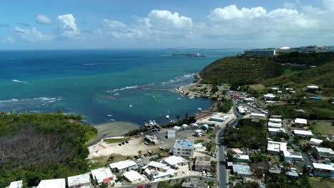 Sobrevolando-Las-Croabas-Y-Bahia-En-Fajardo-Puerto-Rico