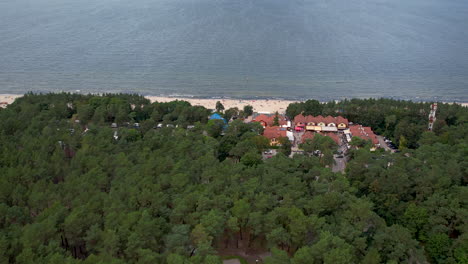 4K-aerial-of-beach-at-Stegna,-Poland