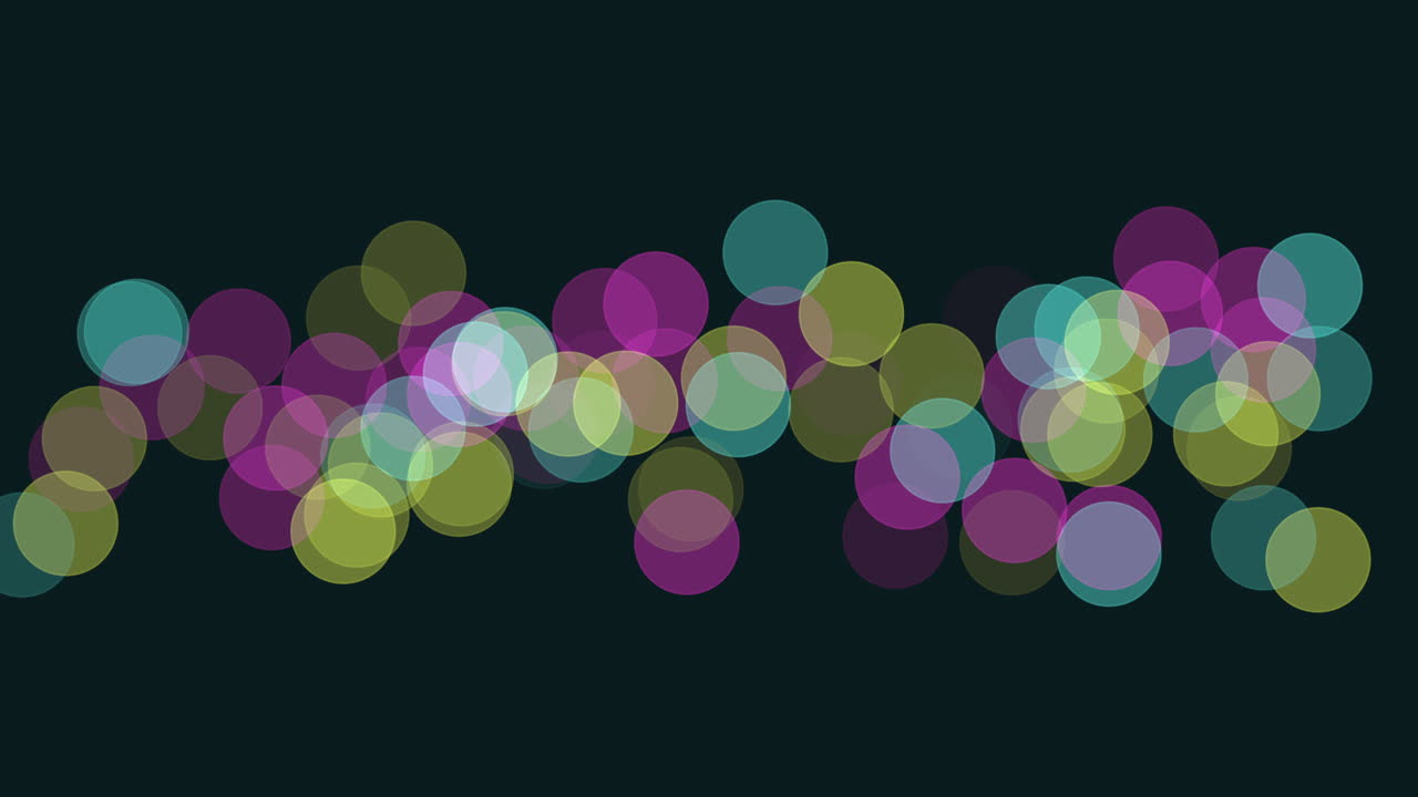 검은색 배경에 원형 패턴으로 반이는 원의 역동적이고 활기찬 컬렉션