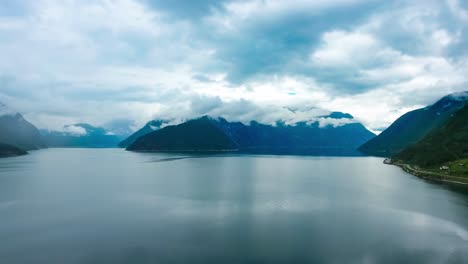 Luftaufnahmen-Schöne-Natur-Norwegen.