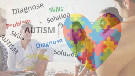 Animation-Von-Bunten-Puzzleteilen,-Herz-Und-Autismus-Text-über-Glückliche-Freunde-Bei-Einer-Sommer-Strandparty