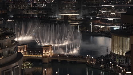 dubai fountain show at night