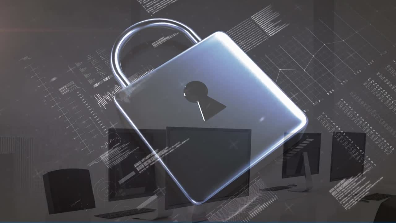 animación del candado digital y procesamiento de datos en computadoras en la oficina