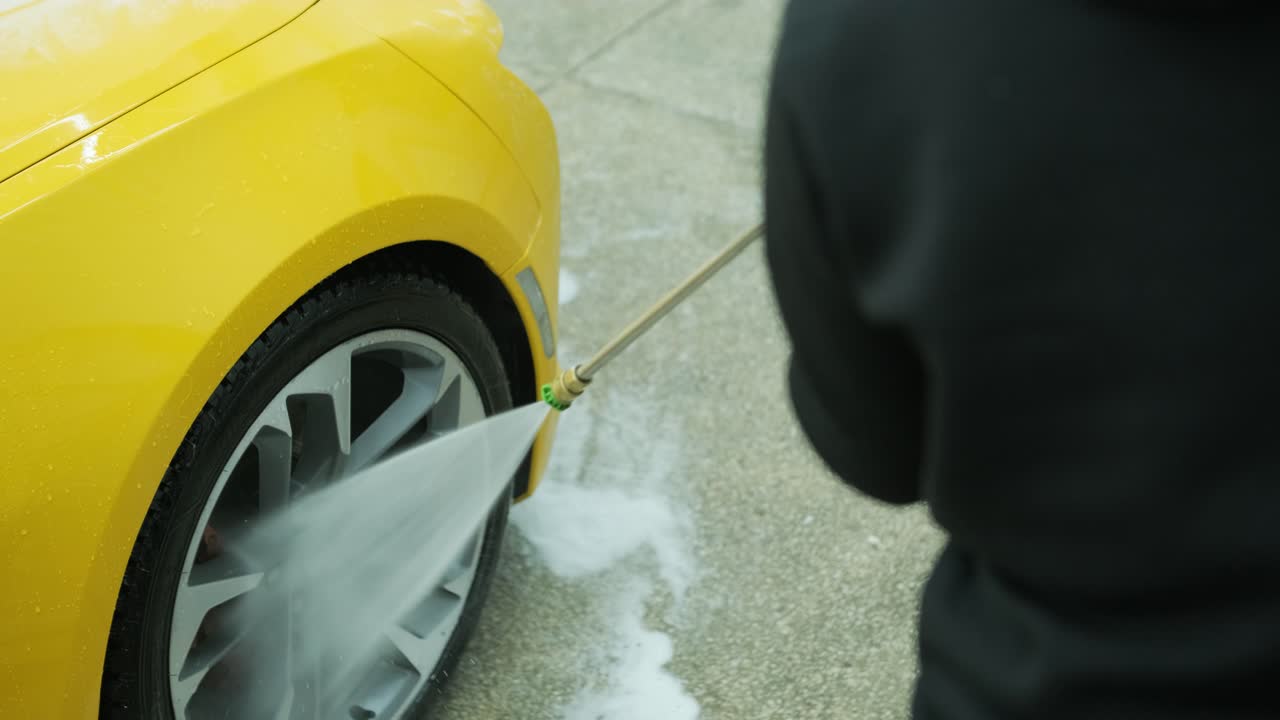 Professional Car Detailing – Washing, Ceramic Coating, and Interior Cleaning