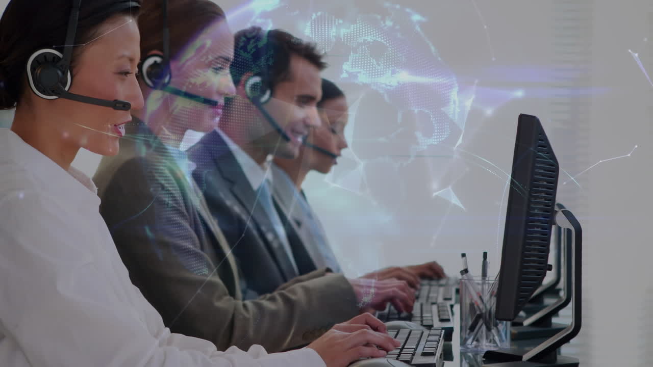 red mundial de conexiones a través de un grupo de diversos ejecutivos de atención al cliente que trabajan en la oficina