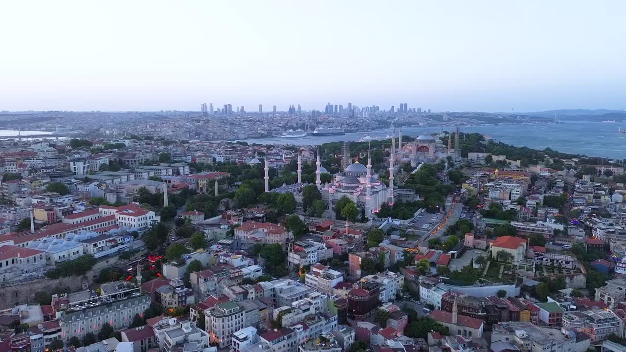 Aerial view of Istanbul's Hagia Sophia and Blue Mosque at dusk
