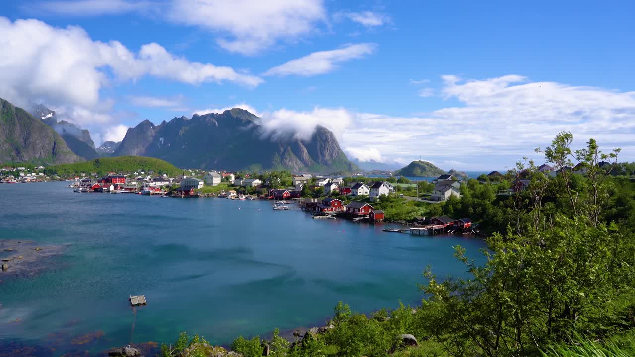 루포텐 군도 파노라마 섬