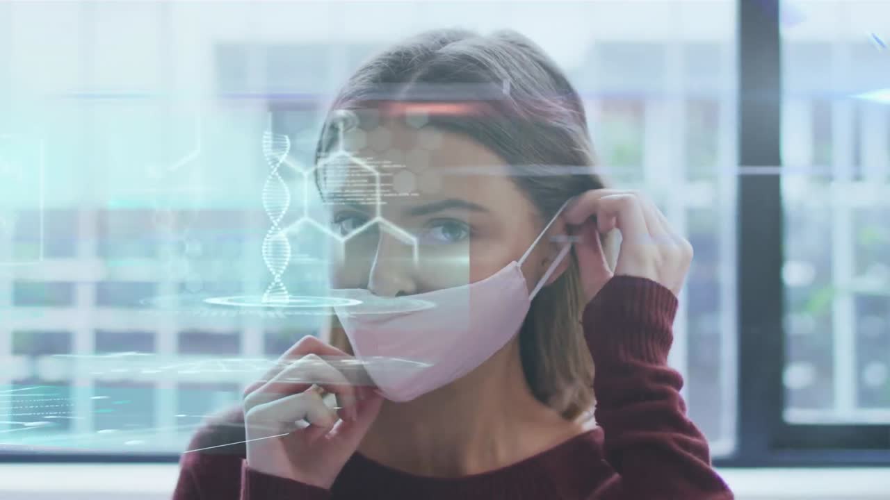 얼굴 마스크를 쓰고 있는 백인 여성에 대한 데이터 처리 애니메이션