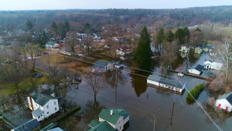 Daños-Por-Huracanes-Tormenta-Inundaciones-Residenciales-Edificios-Tifón-Devastación-Cinemático-Drone-Reclamo-De-Seguro