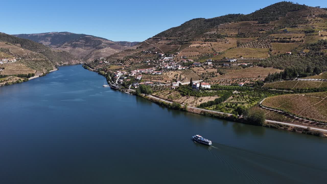 Crociera turistica nella valle del fiume Douro