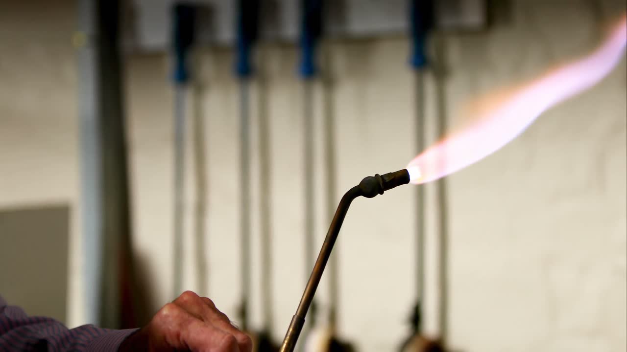 보유 버너 4k의 중간 섹션