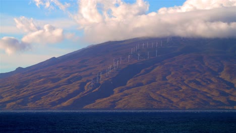 Hawaii-Océano-Montaña-Molinos-De-Viento-Cámara-Lenta