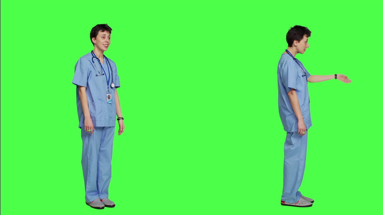 의료 보좌관 은 검사 를 위해 더 가까이 오라고 사람 들 을 불러