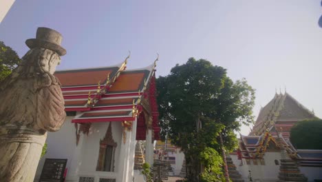 brama w świątyni wat pho bangkok