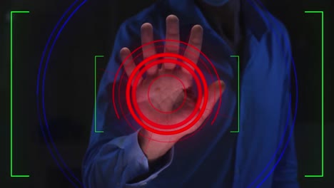 animación del procesamiento de datos y lectura biométrica de la mano.