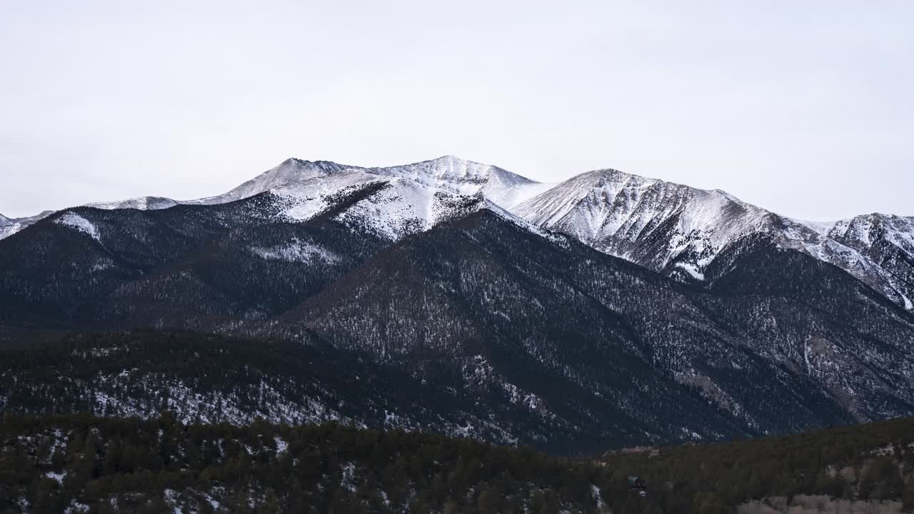 timelapse del monte antero en las montañas rocosas de colorado