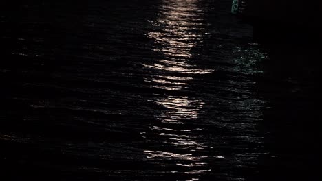 moon reflection on water hd