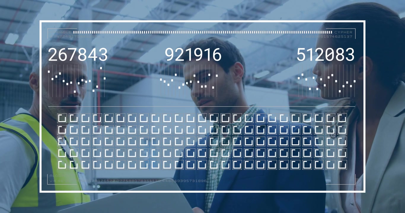 Uomo in blazer blu navy che tiene un laptop e lancia un'interfaccia HUD sovrapposta, con il team che si unisce per analizzare le metriche del magazzino