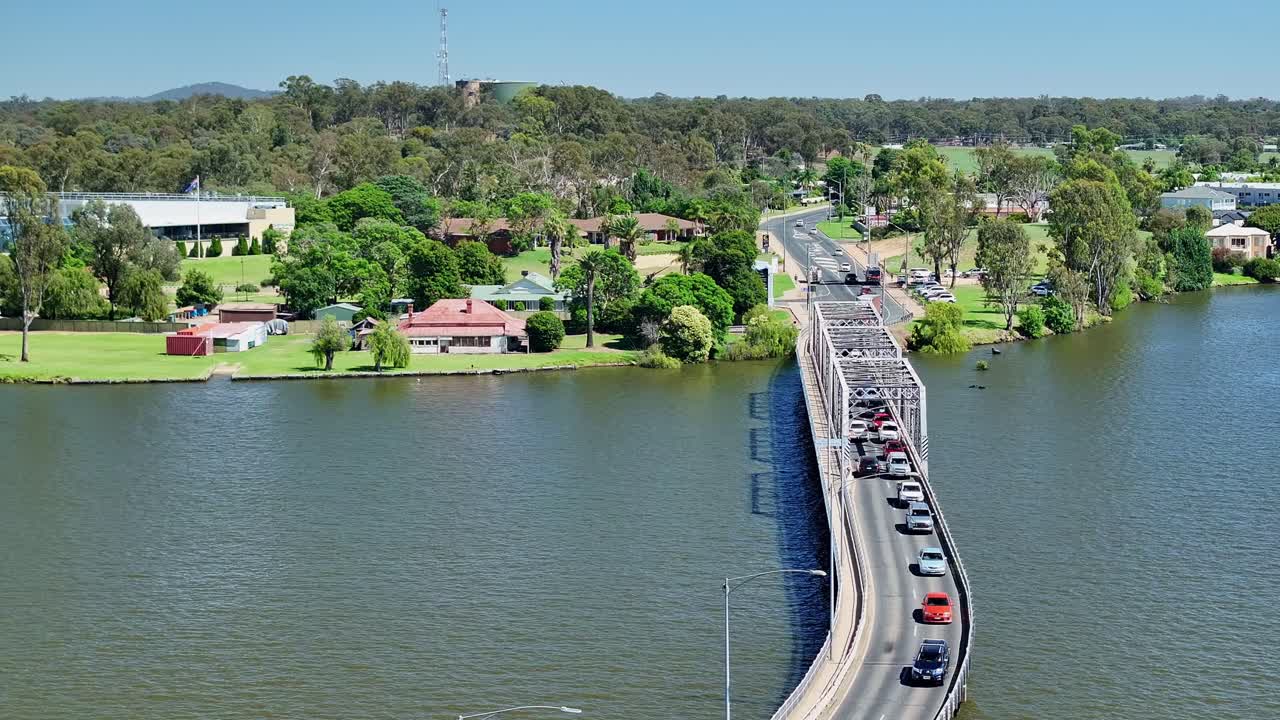 Yarrawonga Bridge bustling with traffic over Lake Mulwala towards Yarrawonga