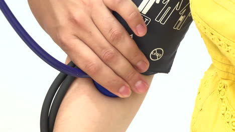 medición de la presión arterial