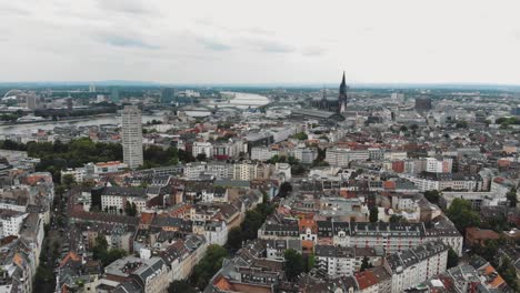 Imágenes-Aéreas-Del-Histórico-Destino-Turístico-De-Colonia,-Alemania