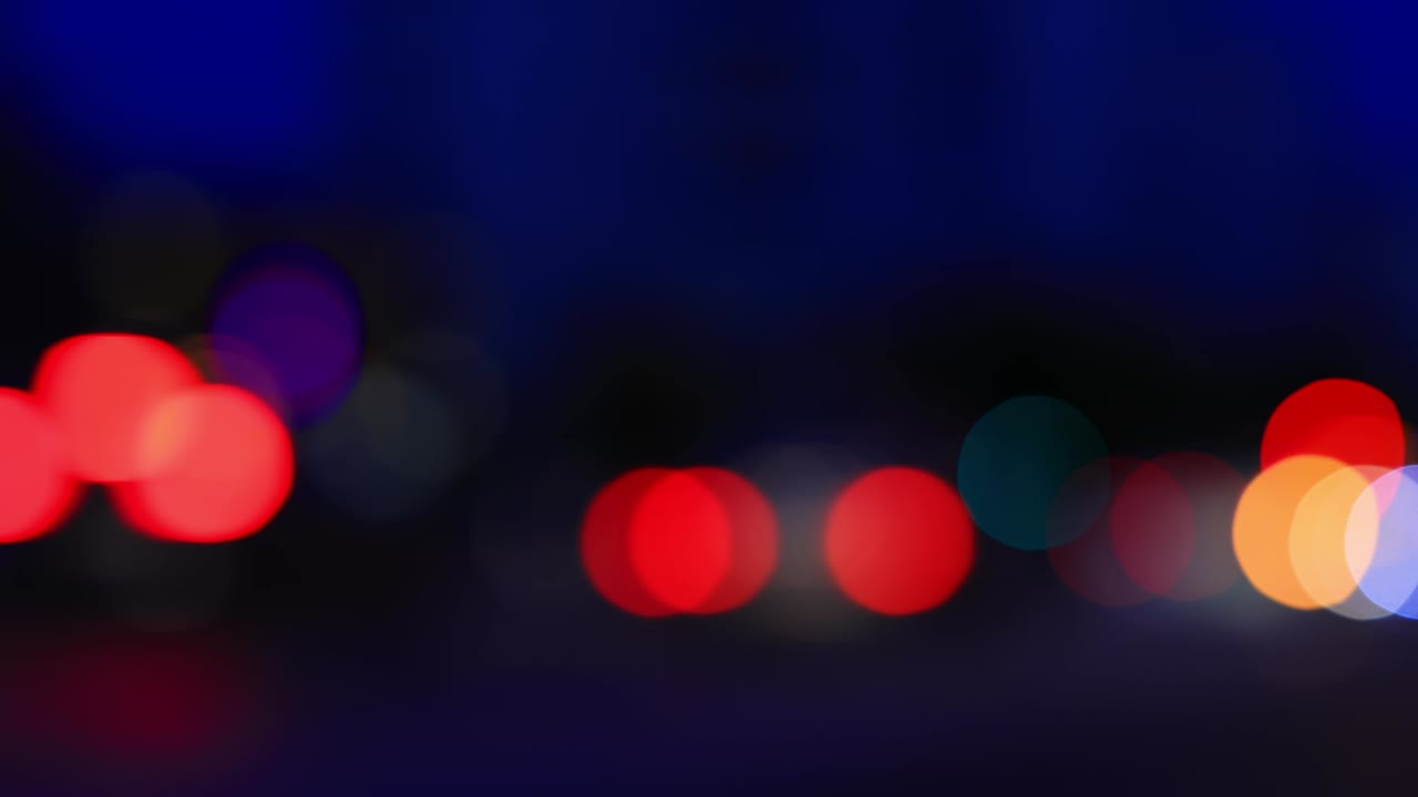 거리에 있는 자동차 조명