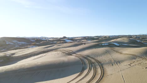 Belleza-Salvaje-única-De-Las-Pequeñas-Dunas-De-Arena-Del-Desierto-Del-Sahara-En-Un-Día-Soleado-De-Invierno