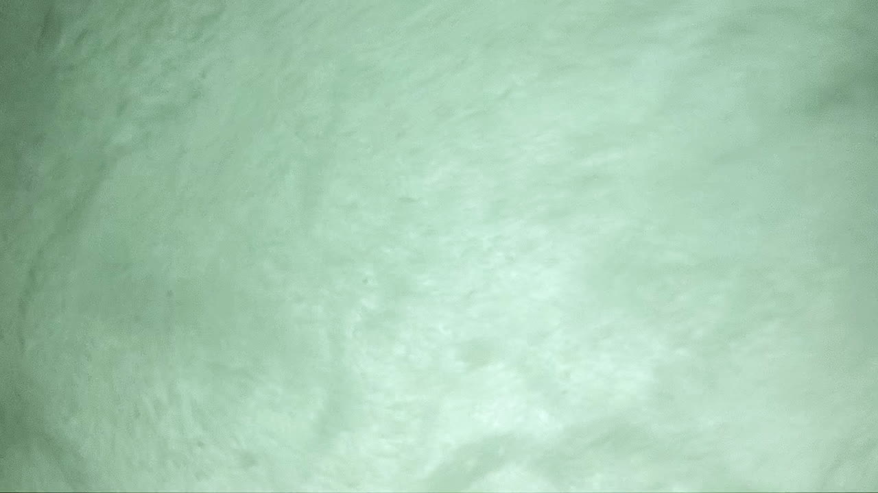 Wave under water ins slow motion