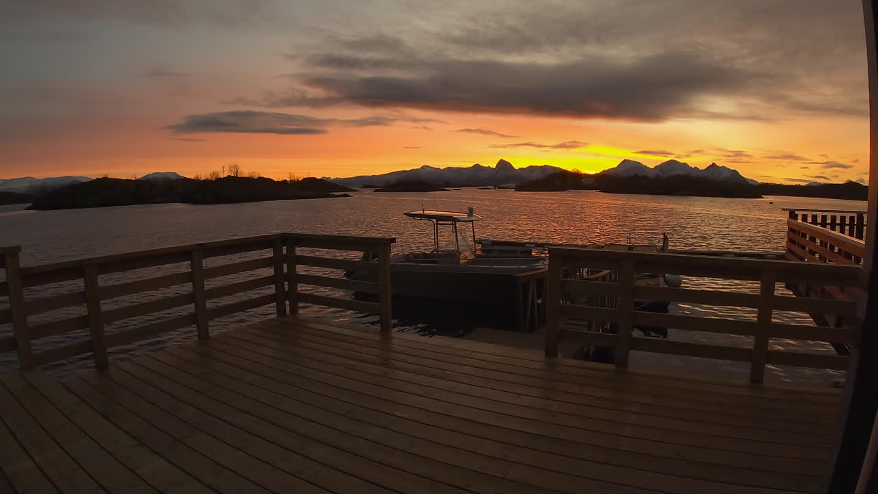 Polar night in Northern Norway Timelapse of the shortest day during winter in Scandinavia.