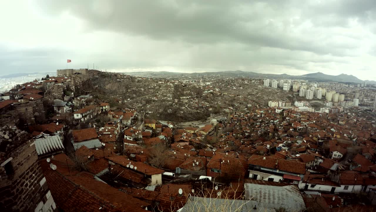 ankara vista de abajo panorama montañas lejanas día nublado