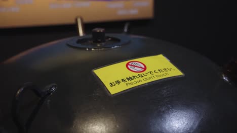 mina submarina japonesa, exhibición de la segunda guerra mundial y operaciones de barrido de minas