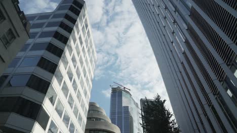 Slow-moving-clouds-in-the-City-of-London