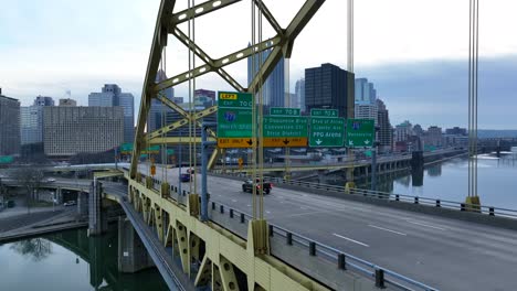 fort pitt bridge in pittsburgh pa