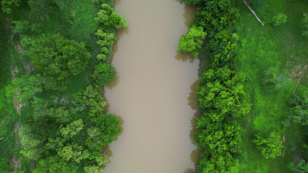 imágenes aéreas del río colorado al sur de brownwood texas