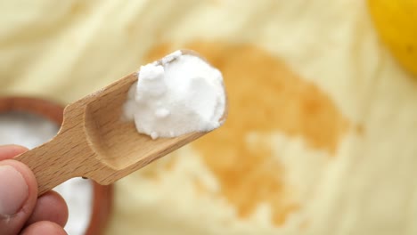 baking soda for cleaning a stain