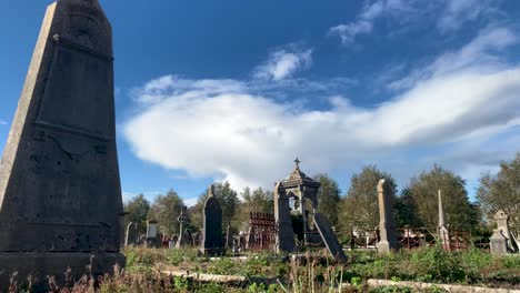 Lapso-De-Movimiento-Del-Viejo-Cementerio;-Cementerio;-Tumbas