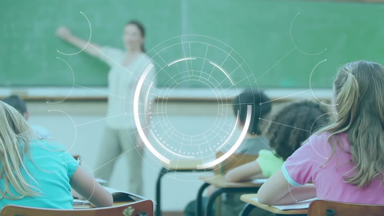 animación de iconos y procesamiento de datos sobre diversos escolares y maestras