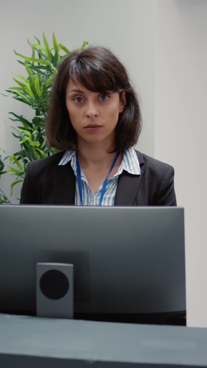 mujer de negocios, en, recepción