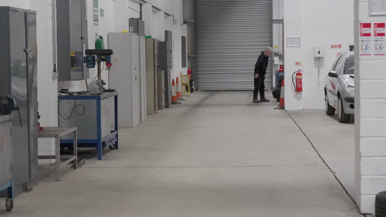 Manual Handling, Business Recycling, Automotive Workshop Waste Disposal