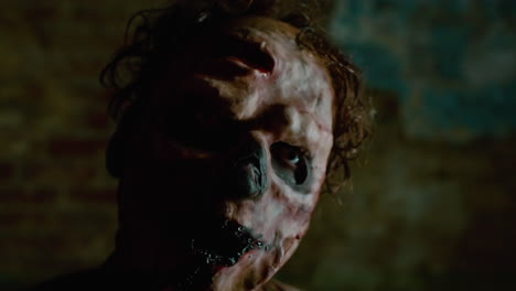 hombre zombi