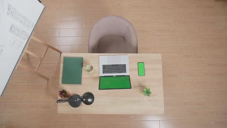 configuración de la oficina en el hogar vacía